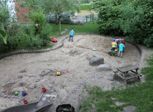 Matschtische für Sandkästen