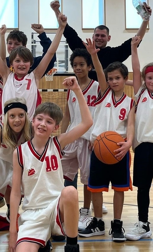 Basketballkörbe-MTV Jugend