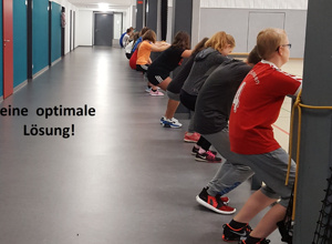 40 Sitzgelegenheiten neue Turnhalle
