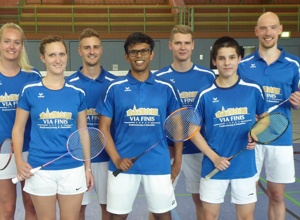 Neue Badmintontrikots für SC Blau Weiß Ostenland
