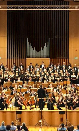 OPERation auf großer Bühne: Hänsel und Gretel