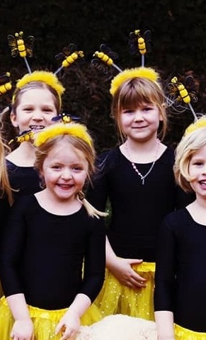 Gardekostüme für die KG Fantastic Kindertanzgarde Sendenhorst