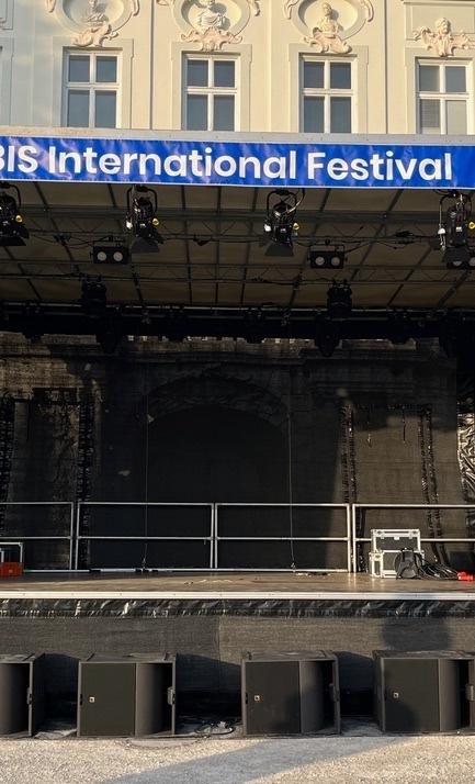 Neue Bühne für den Kultursommer am Nikolaiberg