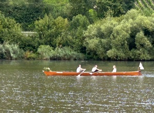 Gemeinsam ins Boot – Trikots für den RC Zellingen