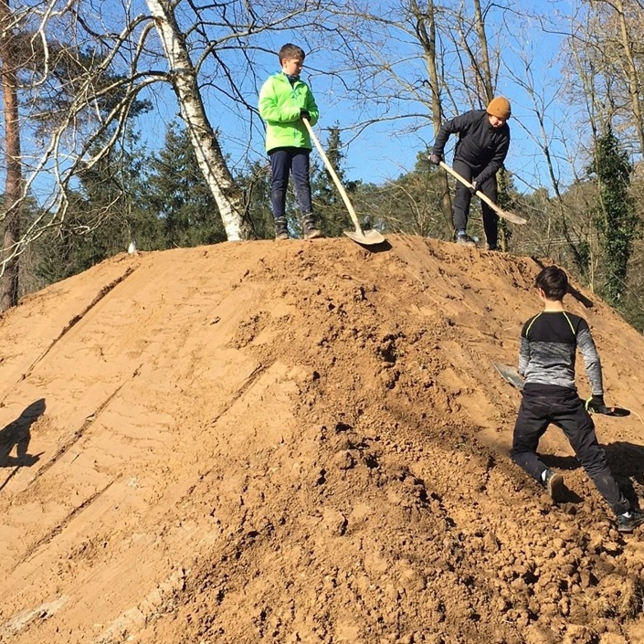 Zaun zur Absicherung Bikepark