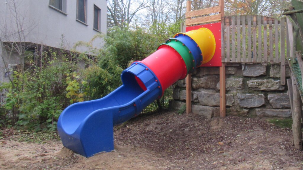 Rutsche für das Kinderhaus - Viele schaffen mehr