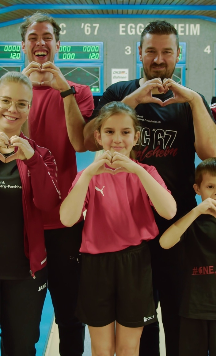 Wir brauchen DICH! Wir benötigen neue Trikots & Trainingsanzüge