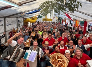 Neue Uniform der Musikkapelle Höfendorf e.V.