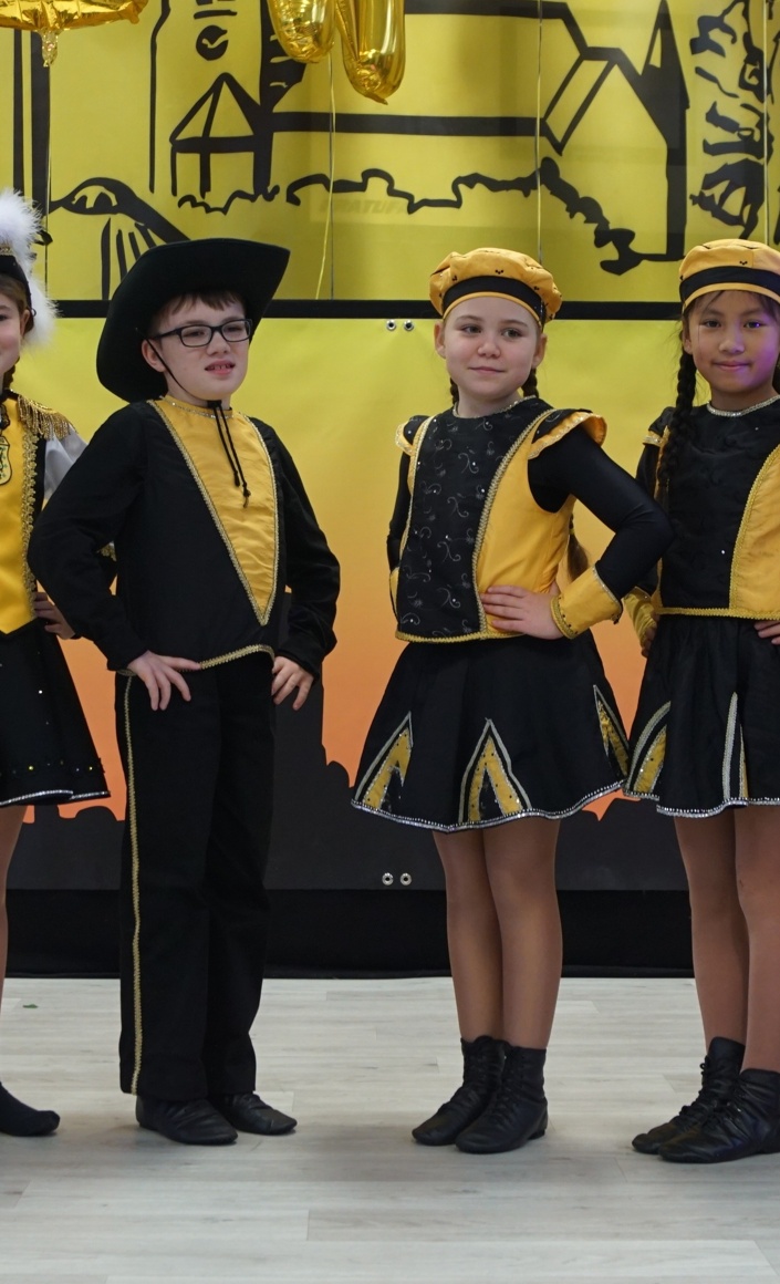 Aufbau eines Uniform- und Kostümfundus