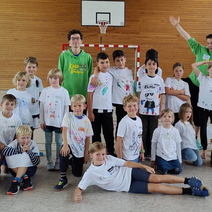 Sommerferienzauber: Kinder und die "Sundays" in gemeinsamer Aktion!