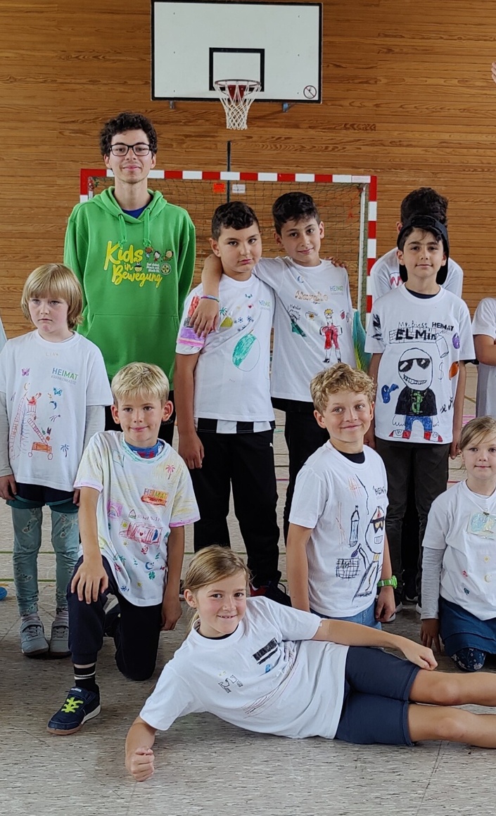 Sommerferienzauber: Kinder und die "Sundays" in gemeinsamer Aktion!