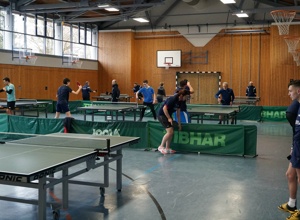 Anschaffung 50-Jahre-Trikot SVW Weingarten Tischtennis