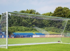 Anschaffung neuer Tore und Sanierung der Heizung