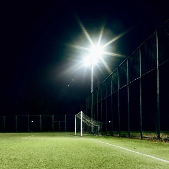 Umrüstung auf LED-Flutlichtanlage SG Mauerbach