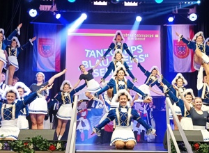 Ausstattung der Tanzgarden Grosse Selhofer KG