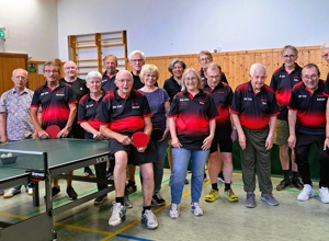 Eine neue Tischtennisplatte für PingPongParkinson Trier-Kernscheid