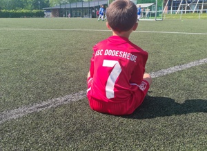 Sport-Ausstattung für die Jugendfußballer vom SSC Dodesheide