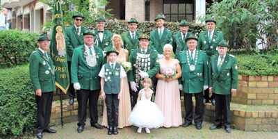 Neue Uniformen braucht das "Land"