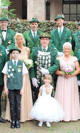 Neue Uniformen braucht das "Land"