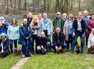Ohne Dackel wäre es nur ein Club. Rettet unser Zuhause.