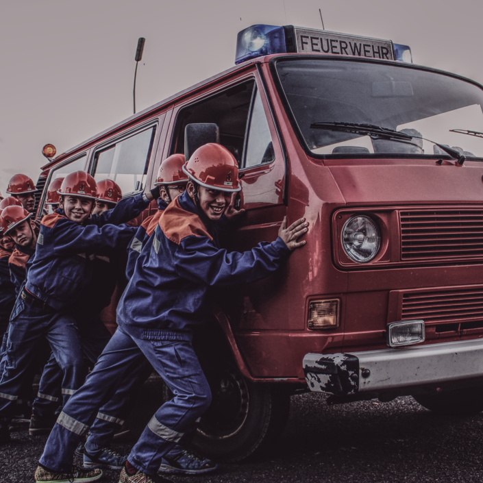 Kleinbus für die Jugendfeuerwehr Waldrach