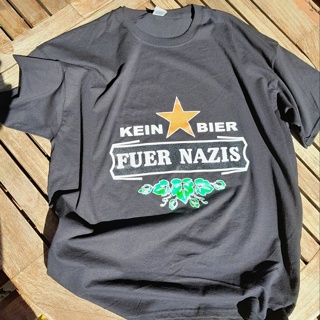 T-Shirt - KEIN BIER FÜR NAZIS -Grösse L