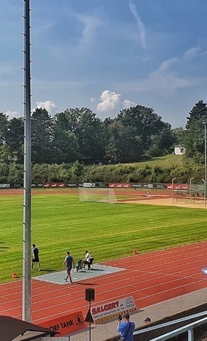 Anzeigetafel für das Stadion des Siegburger SV 04