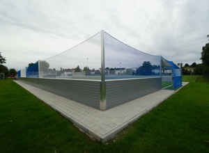 Nachwuchs fördern mit dem Bau eines Cage-Soccer-Platzes