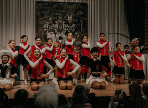 Neue Gardekostüme für die Kinder- und Jugendabteilung