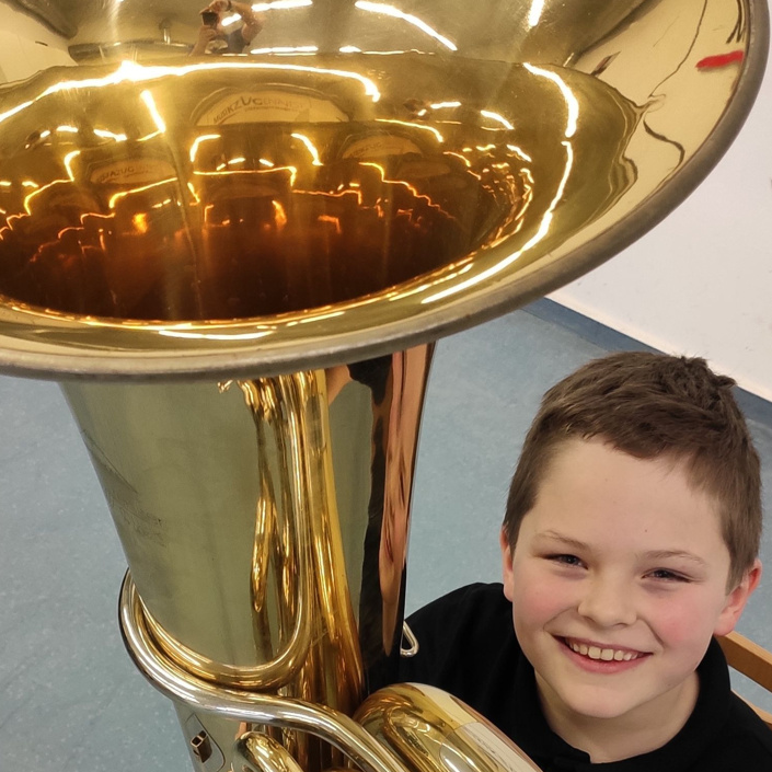 Kinder-Tuba für Nachwuchsarbeit im Musikzug Ennest