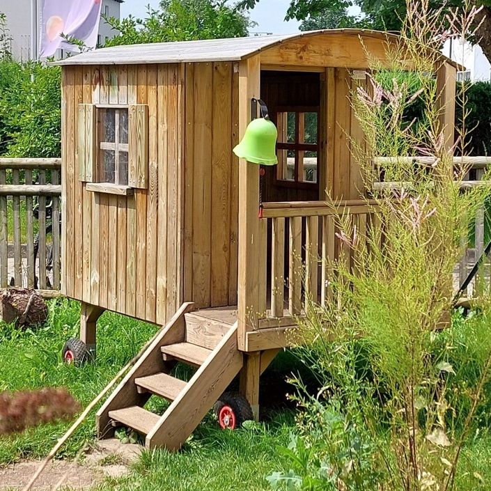 Ein neues Spielhaus für den St. Pius Kindergarten Pöcking