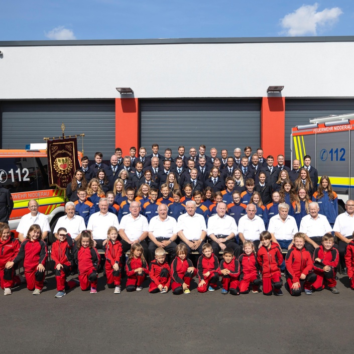 Bau Feuerwehrhalle Eichen