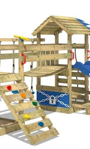 neuer Kinder-Spielturm für Sportgelände des FSV Reimlingen e.V.