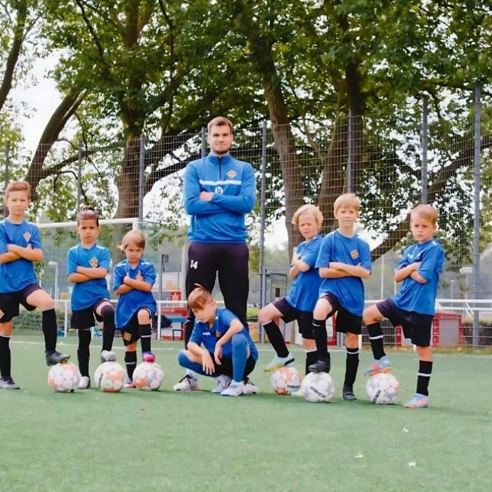 „Alle Kinder sollen kicken – wir helfen, wenn das Geld fehlt“