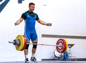 Gemeinsam stärker: Neues Hantelmaterial für unsere Athleten