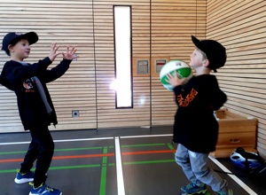 Basketball für ALLE - Wir wollen höhenverstellbare Körbe