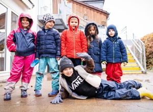 Schenken Sie Kindern Freude und Freiraum im naturnahen Außengelände