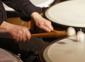 Neue Stühle für den Musikverein Rhedebrügge