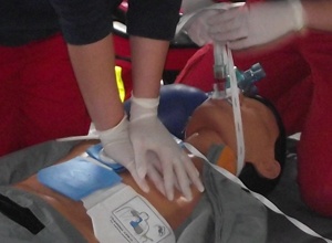 Defibrillator für Notfallhilfe des DRK OV Münzesheim