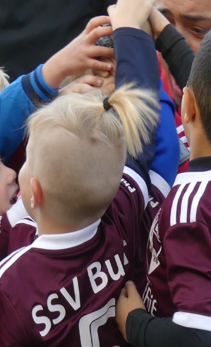 115 Jahre Tradition! 24 Kinder- u. Jugendmannschaften! 1 Maskottchen!