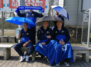 Überdachte Auswechselbänke # Nichtimregenstehen