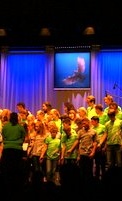 Musicals in gutem Licht:  Ein "Backdrop" für ADONIA-Pfalz