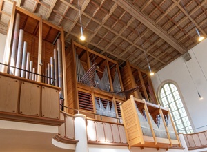 Frischer Orgelklang in der Christuskirche München-Neuhausen!