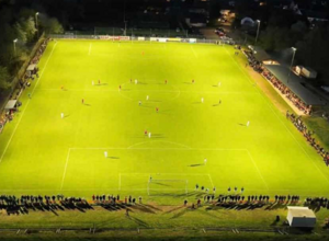 Kalte Getränke für Jung und Alt am Sportplatz Stadtkyll