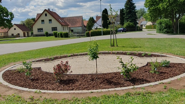 "Milchbänkle" - Gartenbauverein Alerheim-Wörnitzostheim e.V.