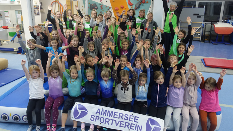 Vereinsfahne des Ammersee-Sportvereins